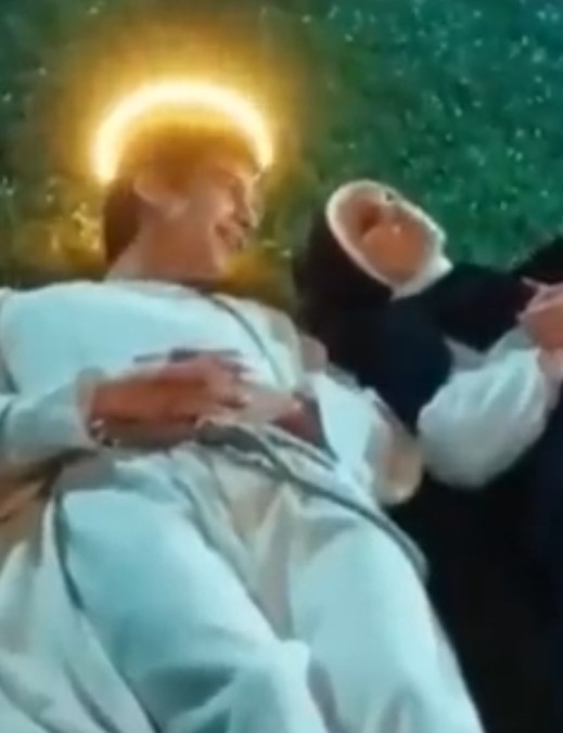 ����������