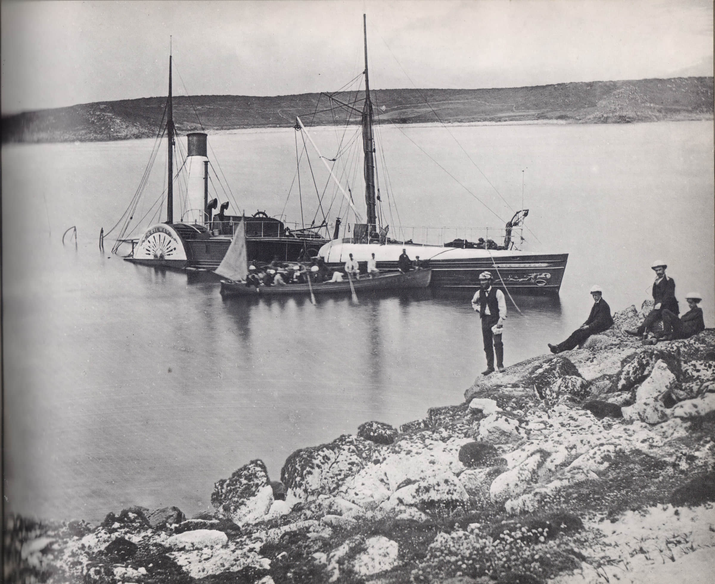 ����������