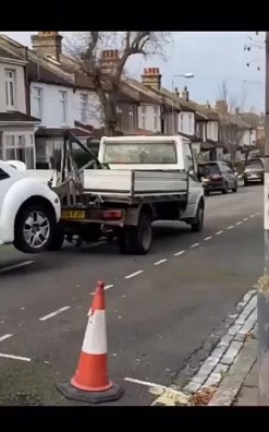 ����������