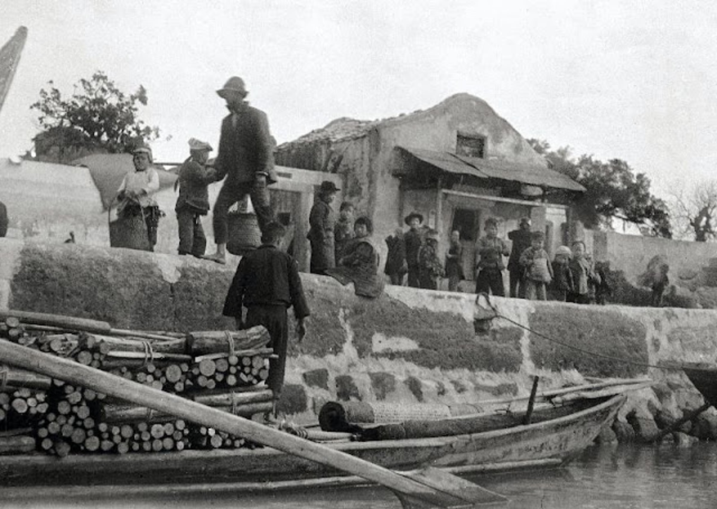 ����������