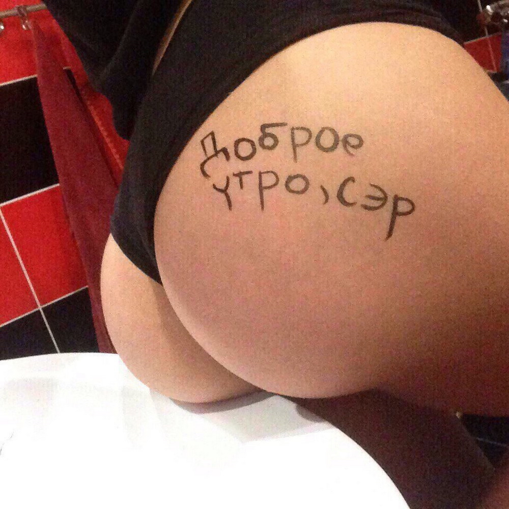 ����������