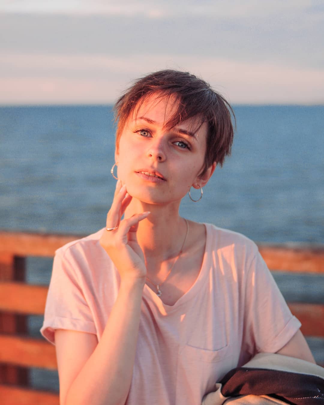 ����������