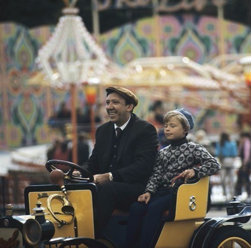 ����������