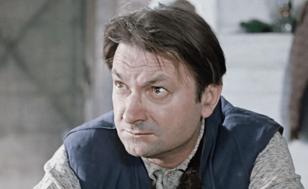 ����������