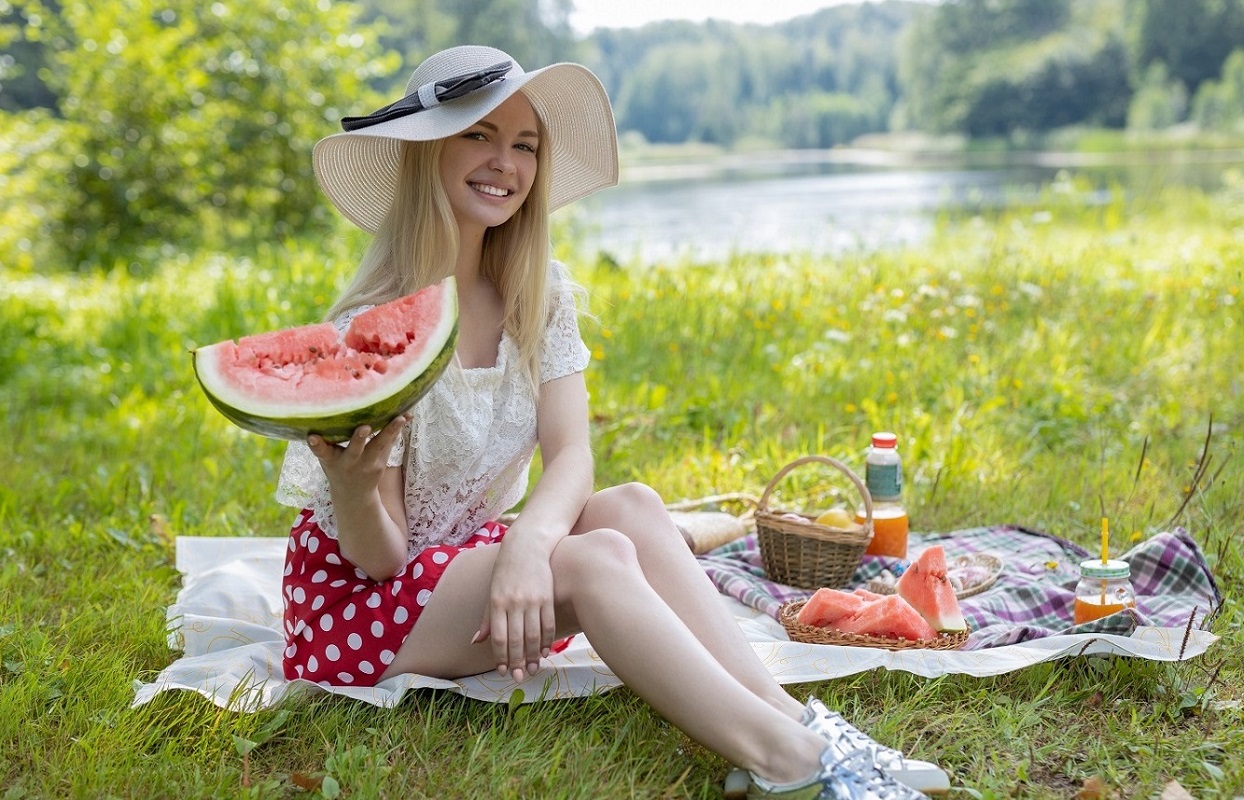 ����������