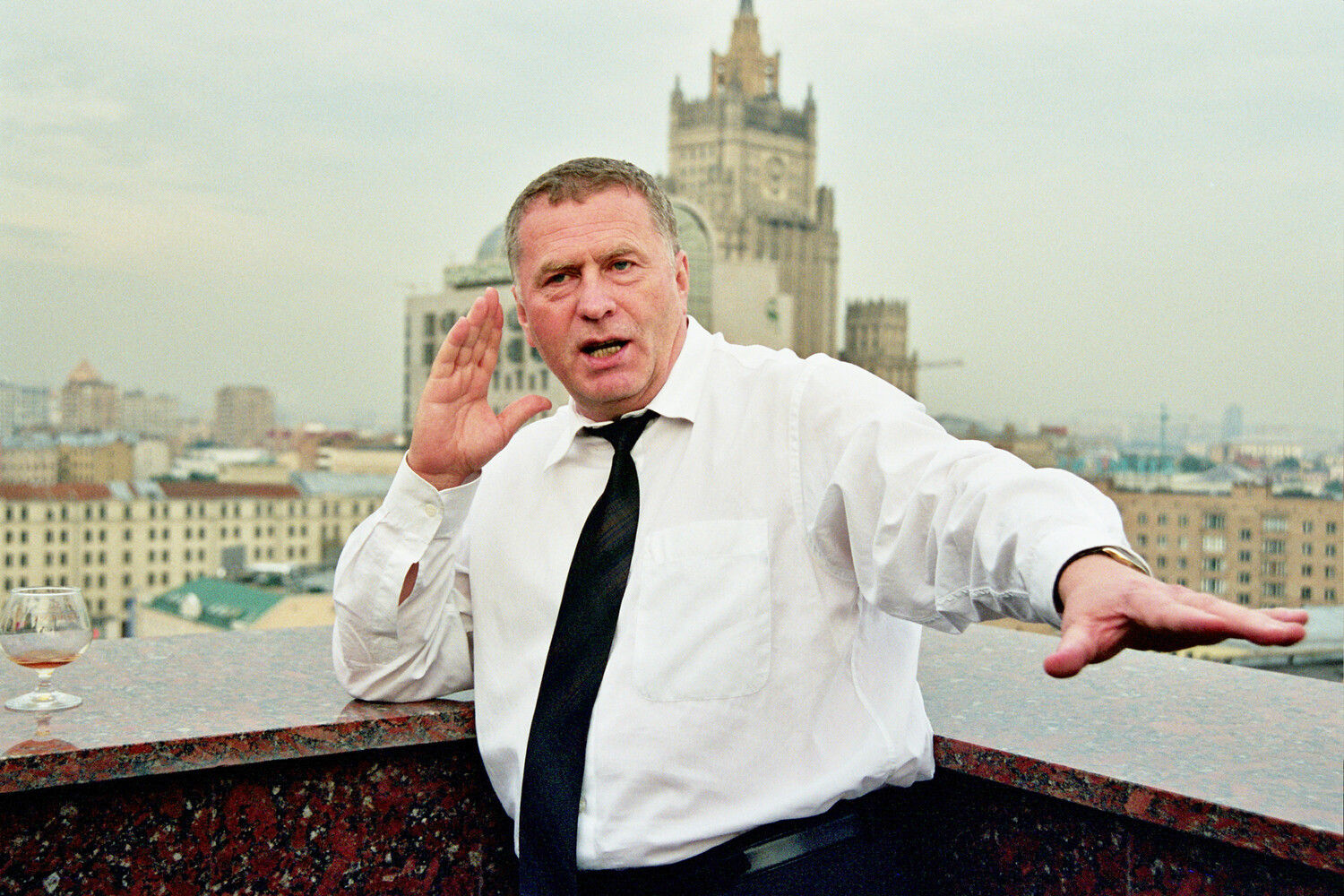 ����������