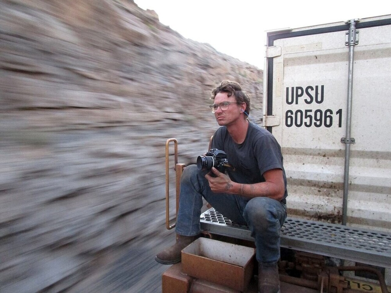 ����������